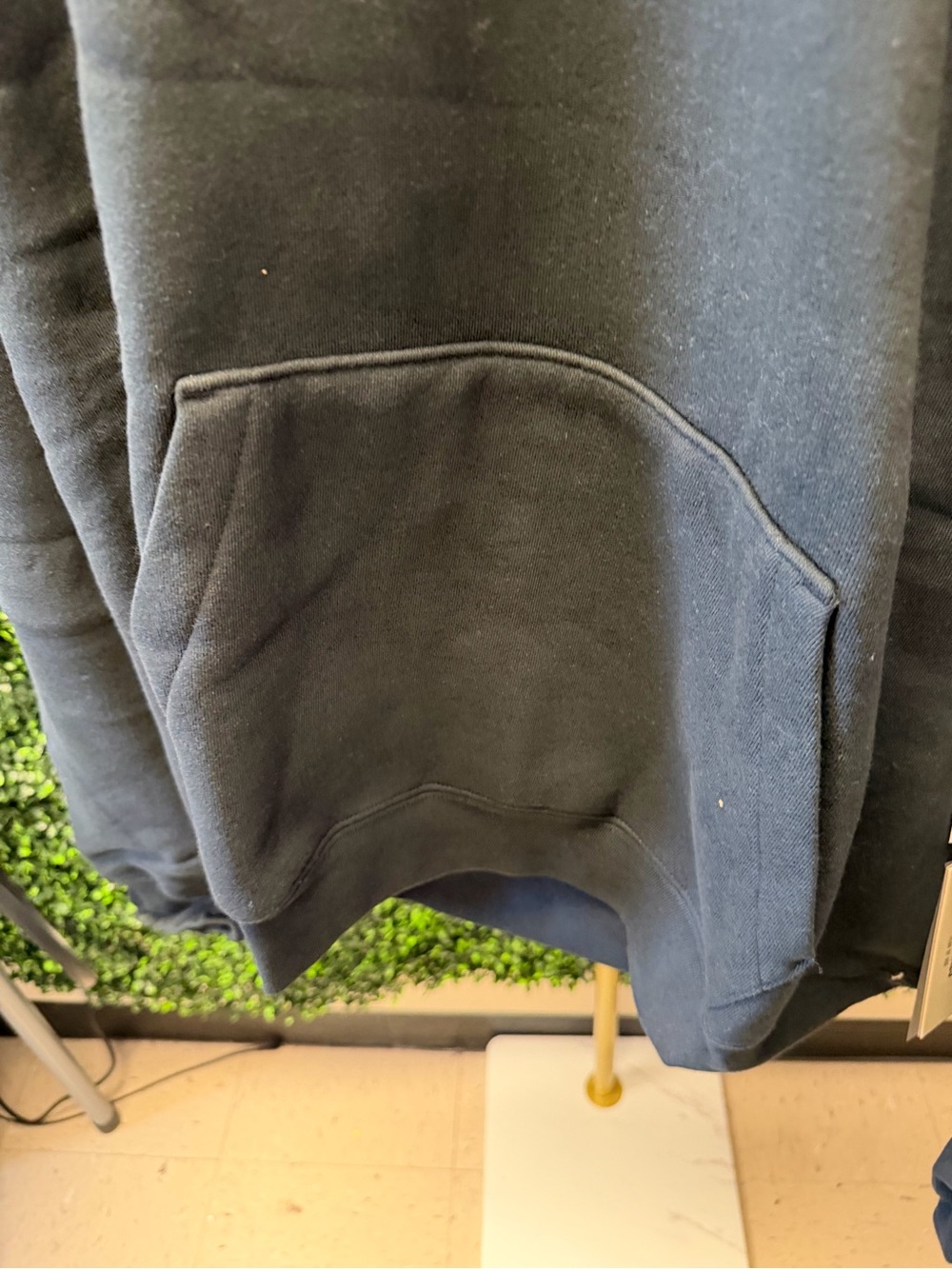 Fear Of God Essentials Hoodie in Black - Size XL - Picture 6 of 15